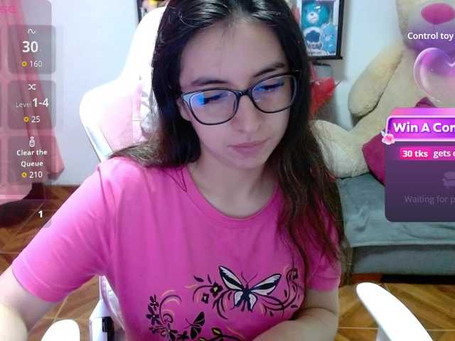 Maggie-Fox's BongaCams show and profile