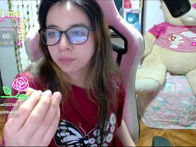  Maggie-Fox chat room