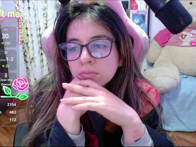 video chat Maggie-Fox