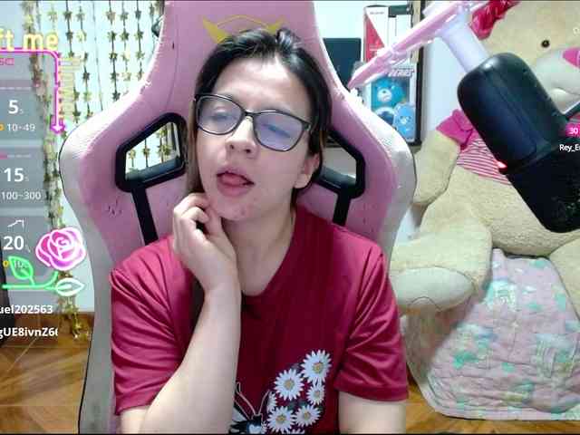 Maggie-Fox webcam