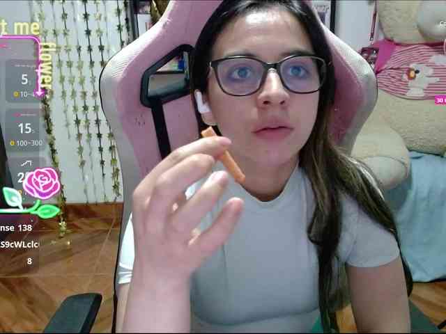 Maggie-Fox webcam