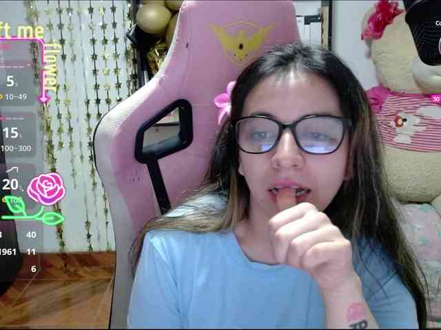 Maggie-Fox webcam