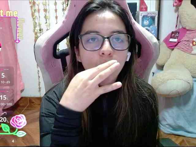 Maggie-Fox webcam