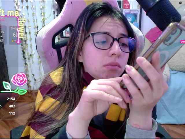 Maggie-Fox webcam