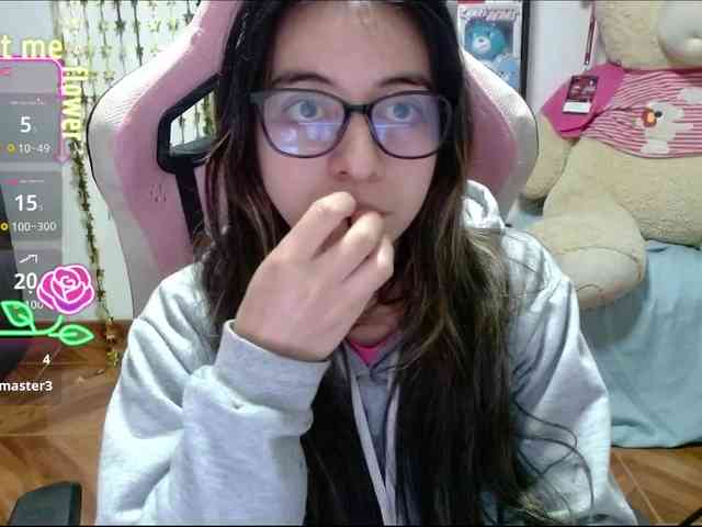 Maggie-Fox webcam