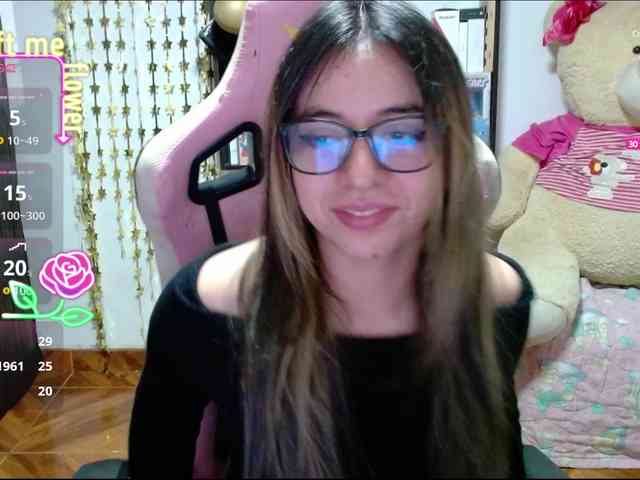 Maggie-Fox webcam