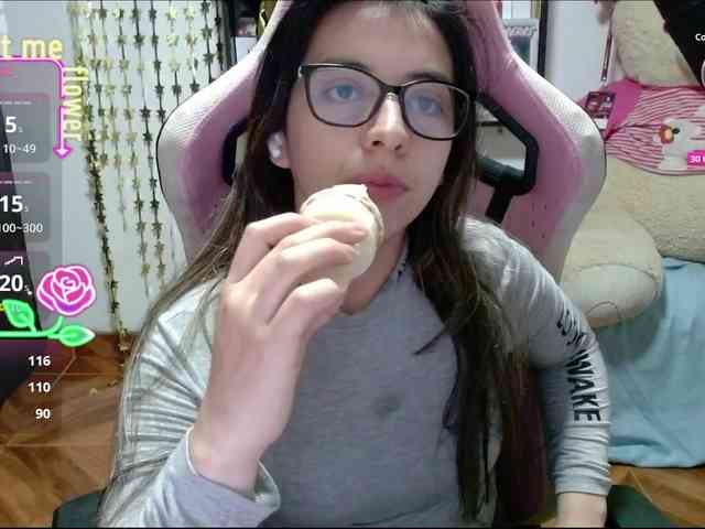 Maggie-Fox webcam