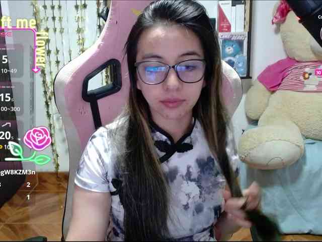Maggie-Fox webcam