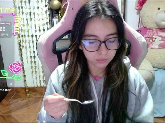 Maggie-Fox webcam