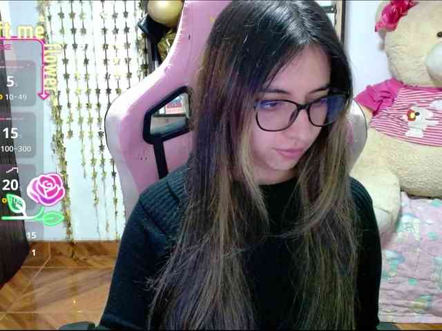 Maggie-Fox webcam