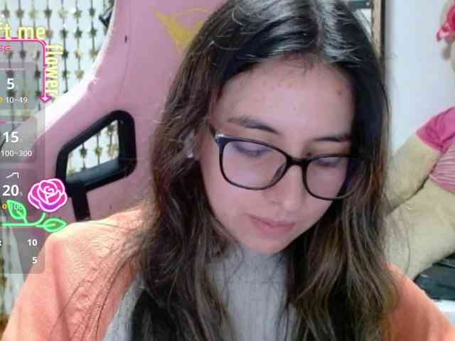 Maggie-Fox webcam