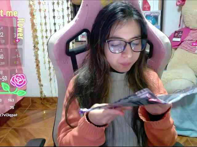 Maggie-Fox webcam