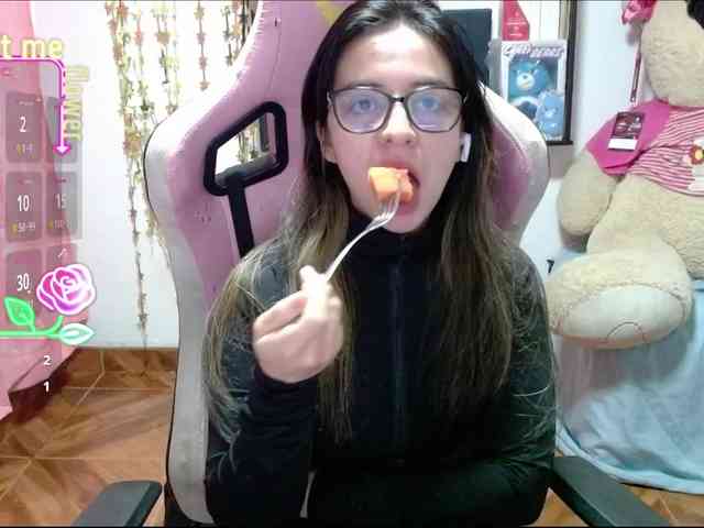 Maggie-Fox webcam
