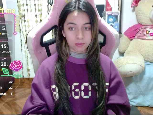 striptease webcam Maggie-Fox