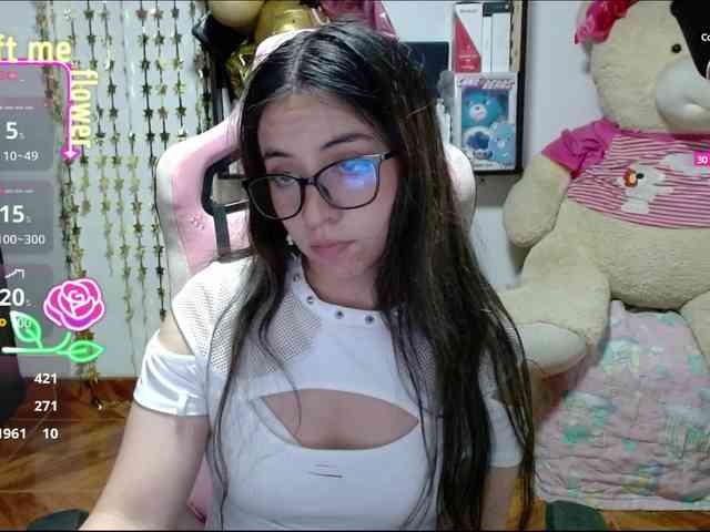 Maggie-Fox webcam