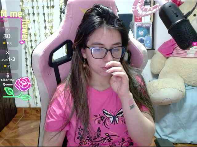 private live cam Maggie-Fox