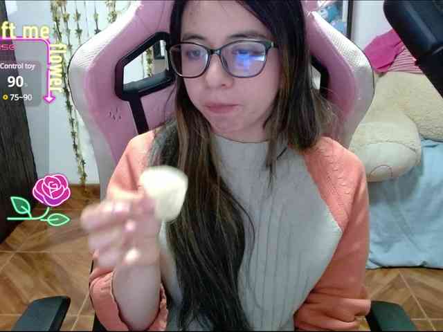 Maggie-Fox webcam