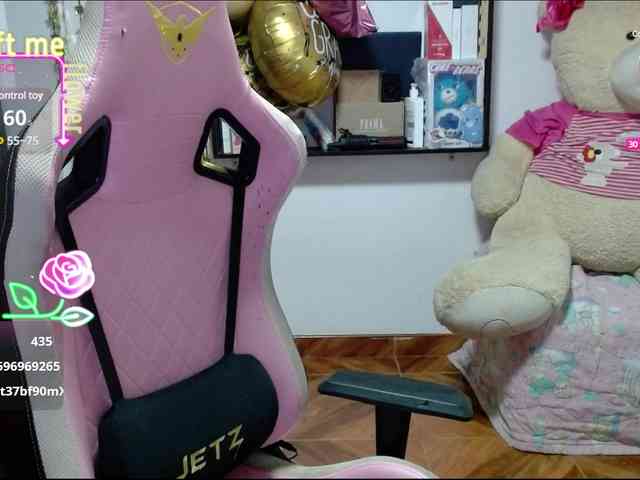Maggie-Fox webcam