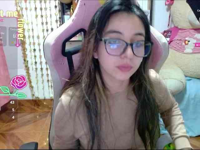 Maggie-Fox webcam