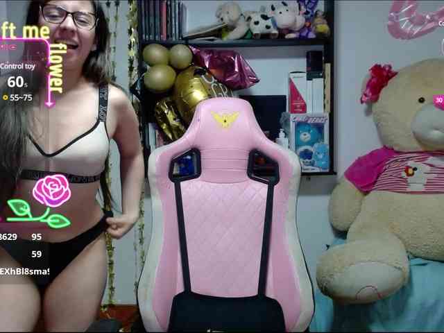 Maggie-Fox webcam