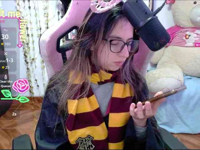 Maggie-Fox webcam
