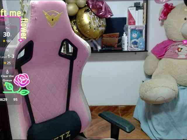 Maggie-Fox webcam