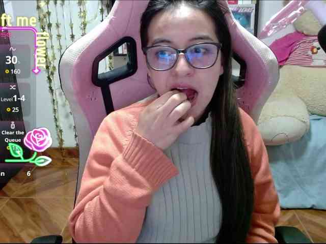 Maggie-Fox webcam