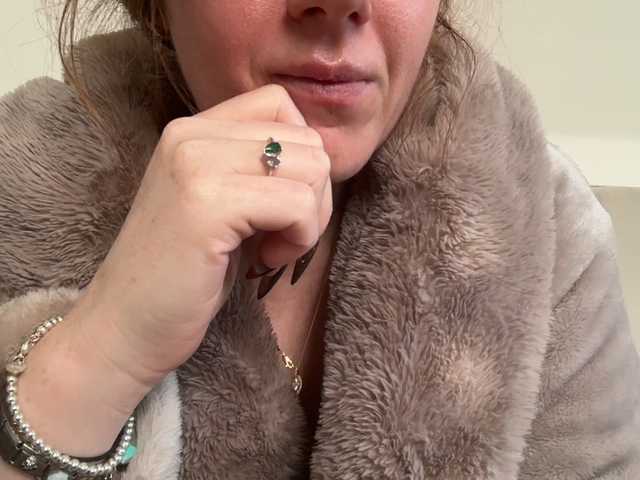 REDHEADROSIE's BongaCams show and profile