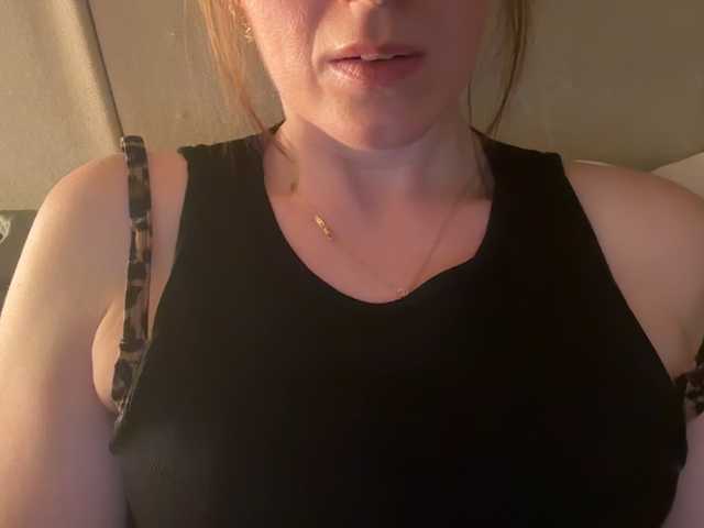 REDHEADROSIE from BongaCams