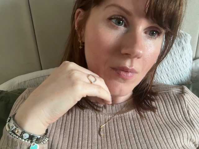 REDHEADROSIE's BongaCams show and profile