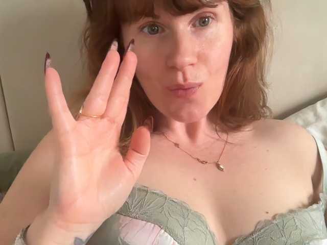 REDHEADROSIE's BongaCams show and profile