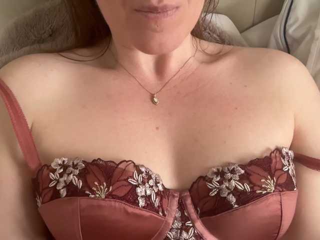 BongaCams REDHEADROSIE is Freechat REDHEADROSIE — TIP 85 -- Walking on a treadmill in a thong.36, armpits on display.UK teacher.Naughty vibes.#British #Redhead #MILF #CuteFeet #BigAss #BigBoobs #Twerk #Anal