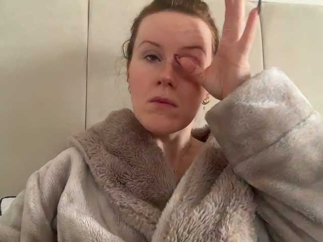 REDHEADROSIE's BongaCams show and profile