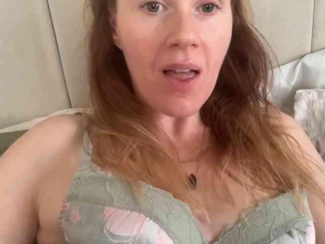 REDHEADROSIE webcam