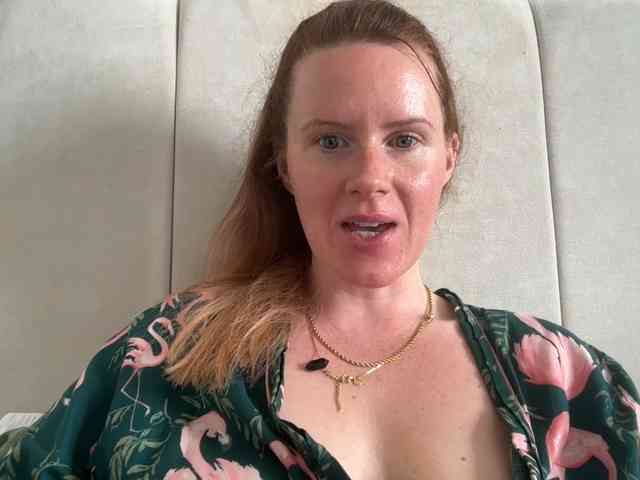 REDHEADROSIE webcam
