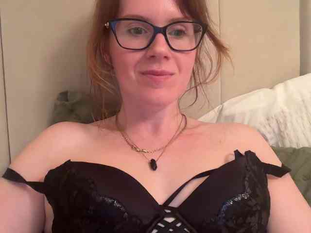 REDHEADROSIE