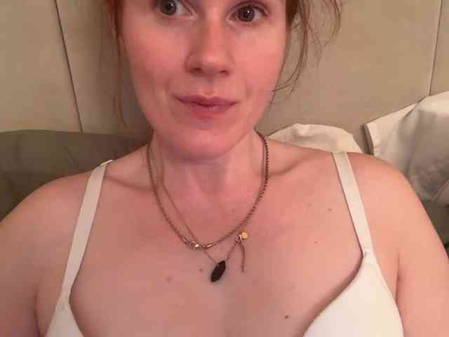 REDHEADROSIE webcam
