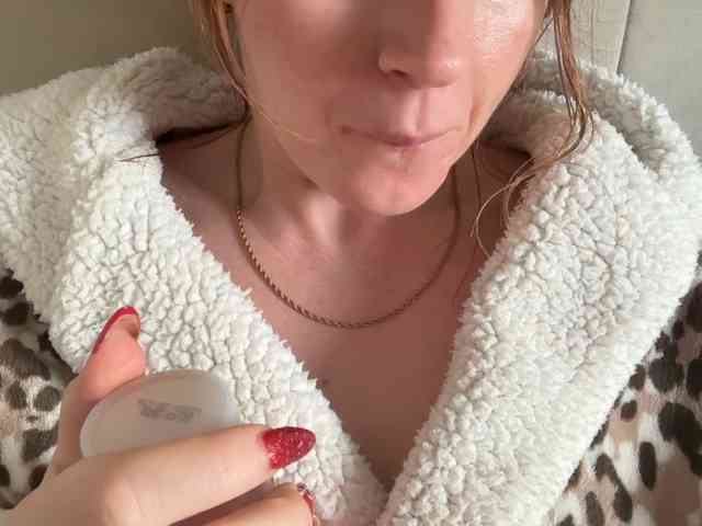 REDHEADROSIE REDHEADROSIE