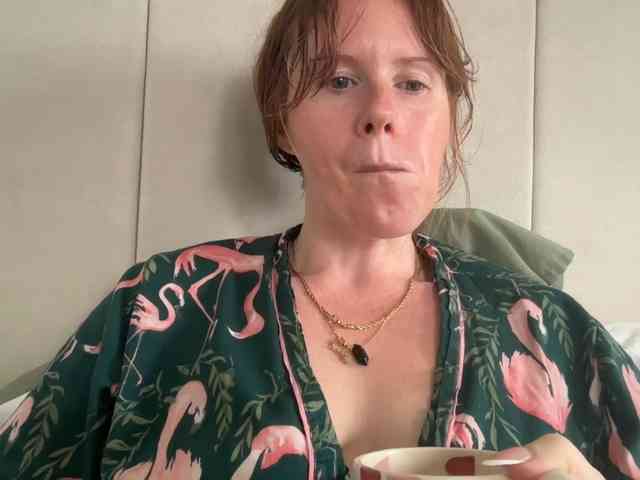 REDHEADROSIE webcam