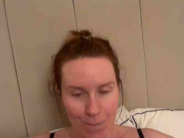 REDHEADROSIE webcam