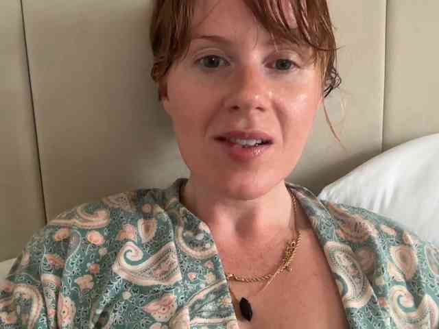 REDHEADROSIE webcam