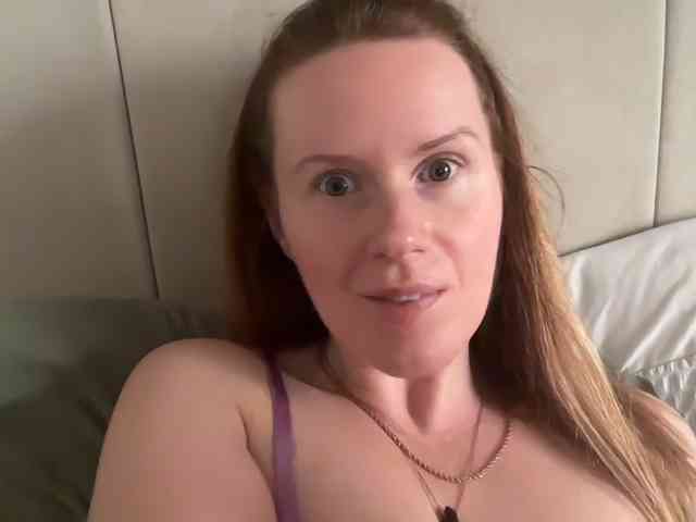 free chat cam REDHEADROSIE