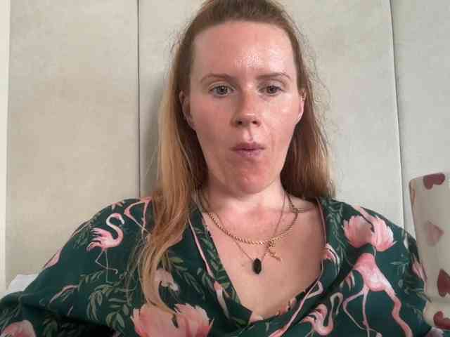 REDHEADROSIE webcam