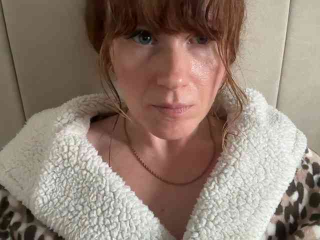 REDHEADROSIE REDHEADROSIE