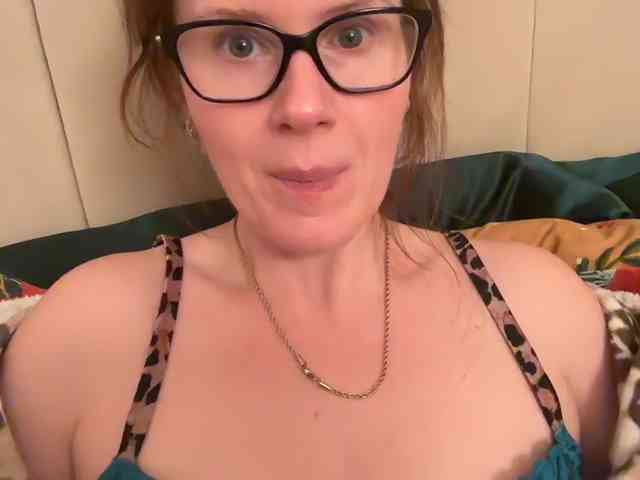 REDHEADROSIE REDHEADROSIE