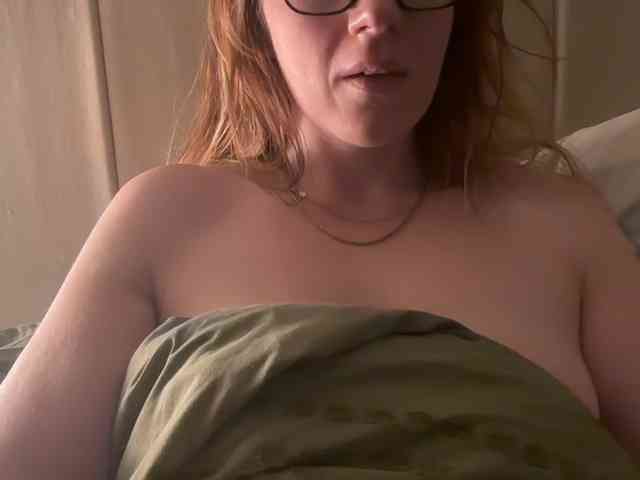 REDHEADROSIE webcam