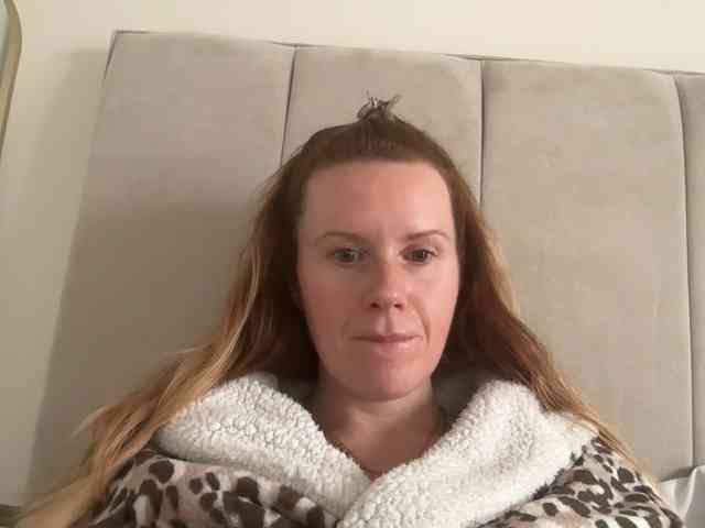 REDHEADROSIE webcam