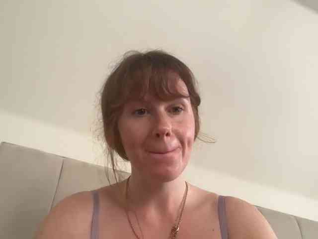 REDHEADROSIE webcam