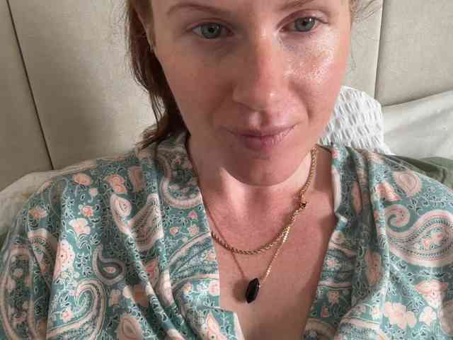 REDHEADROSIE webcam