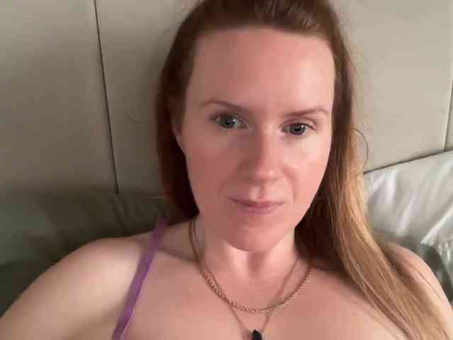 free chat cam REDHEADROSIE